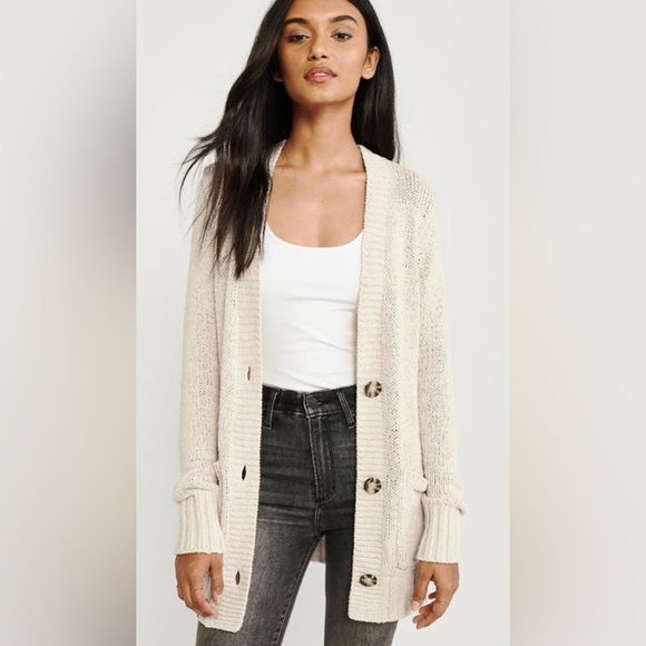 Abercrombie & Fitch Sweaters - ABERCROMBIE AND FITCH AF BOYFRIEND CARDIGAN CREAM SWEATER GRANNY GRANDMACORE S